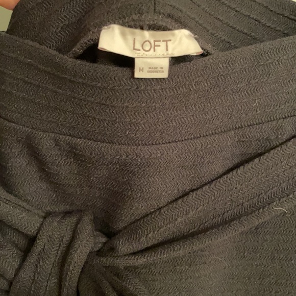 Loft knee length stretchy pencil belted skirt - Picture 3 of 9